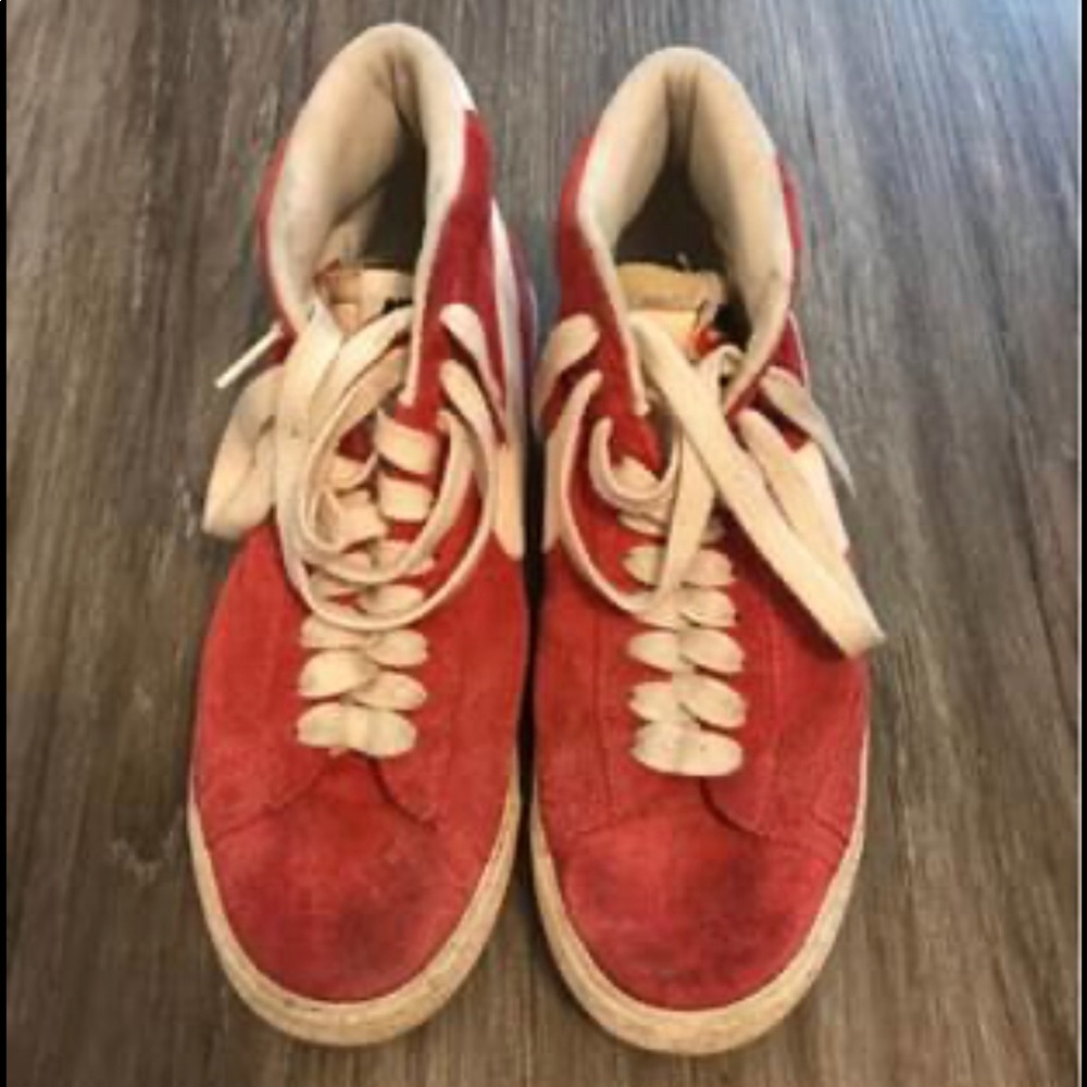 Suede. Nike High Tops Shoes Size 8 (US, Women).